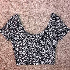 Never worn navy and white flower crop top!